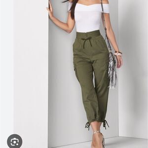 NWOT Venus Women's Wide Leg Cargo Pants Size 10
